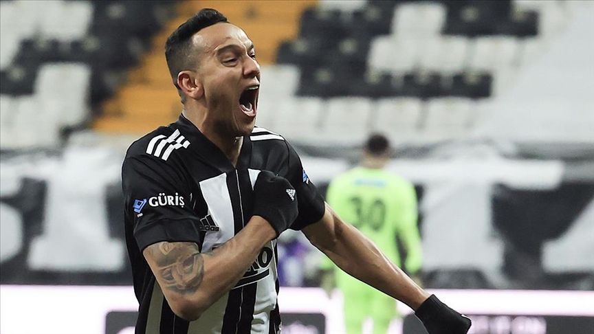 Beşiktaş'ın Josef'e yaptığı teklif belli oldu 3