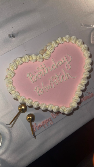 Yasmin Erbil'le sevgilisi Yiğit Poyraz'ın romantik anları 6