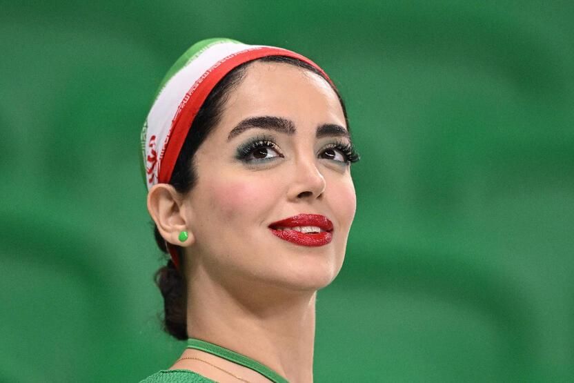 Sahada yıldızlar, tribünde güzeller! İşte Dünya Kupası'nın nefes kesen anları... 18
