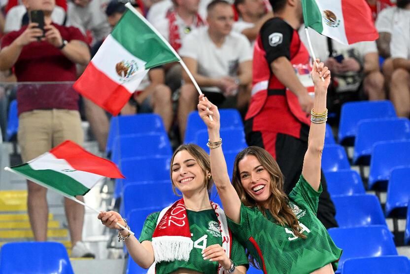 Sahada yıldızlar, tribünde güzeller! İşte Dünya Kupası'nın nefes kesen anları... 30