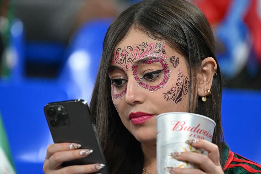 Sahada yıldızlar, tribünde güzeller! İşte Dünya Kupası'nın nefes kesen anları... 55