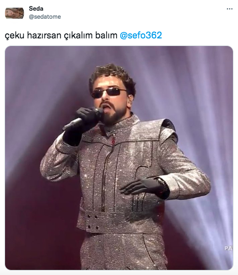 Sefo'nun Altın Kelebek kostümü dalga konusu oldu! ''İyi Aile Robotu dizisindeki Babür'e benzemiş'' 12