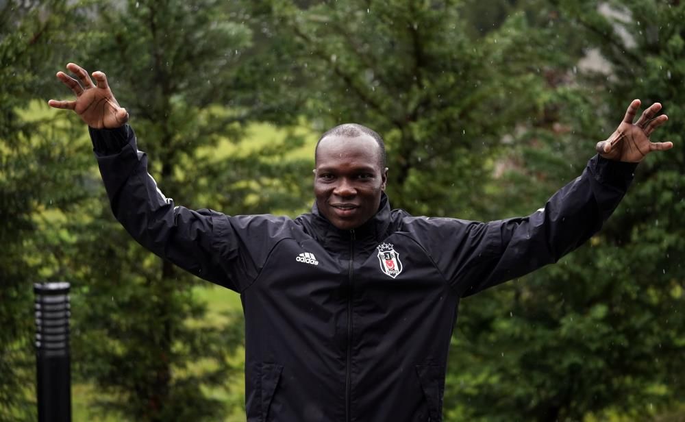 Fenerbahçe eski Beşiktaşlı futbolcuyu transfer ediyor 5