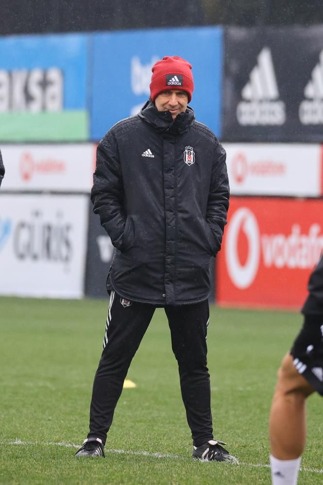 Fenerbahçe taraftarını şok edecek haber 14