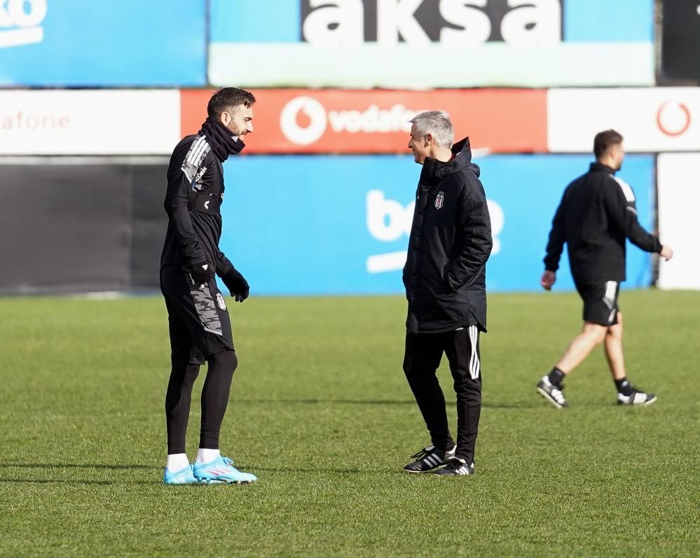 Fenerbahçe taraftarını şok edecek haber 22