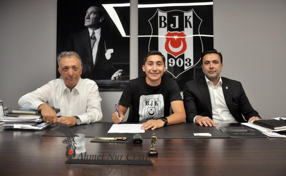 Fenerbahçe taraftarını şok edecek haber 26