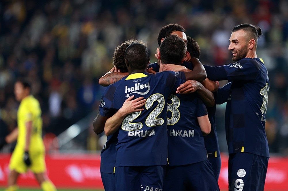 Yılın transfer çalımı! Galatasaray, Beşiktaş, Trabzonspor derken; Fenerbahçe'ye geliyor... 1