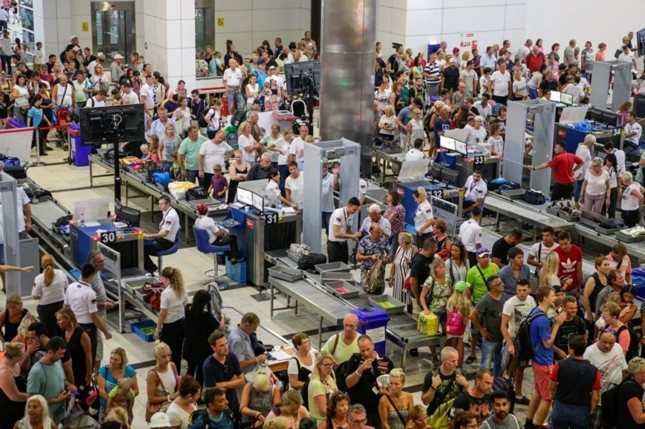 Dünyanın en güçlü pasaportları belli oldu! İşte Türkiye’nin sıralaması 12