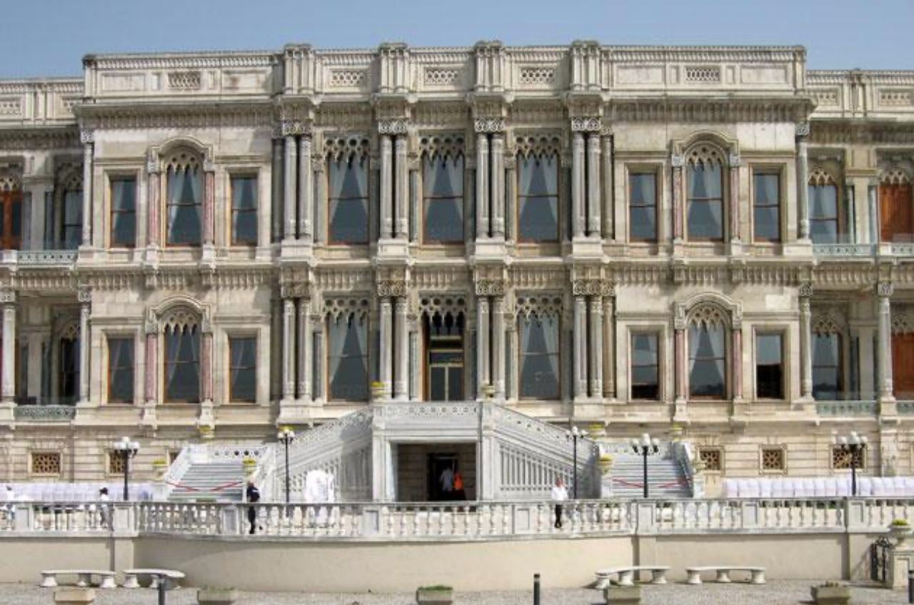İstanbul’un nadide yapısı: Çırağan Sarayı 4