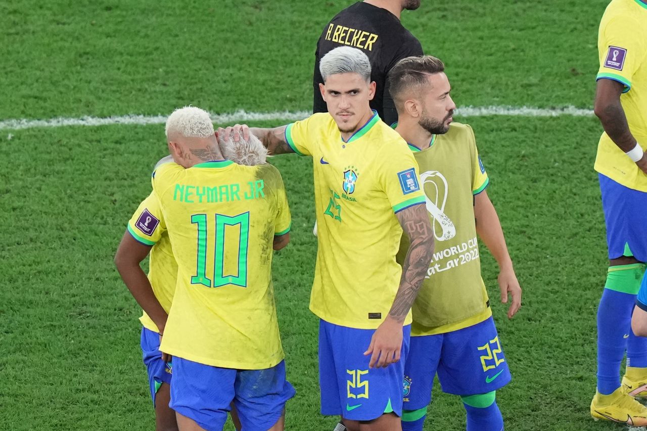 Geceye Neymar’ın gözyaşları damga vurdu 15