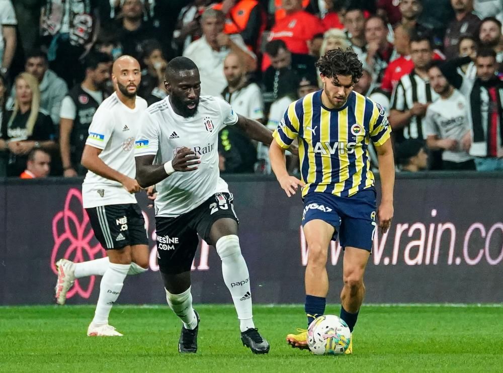 Bir Fenerbahçeli daha Napoli'ye gidiyor! 4