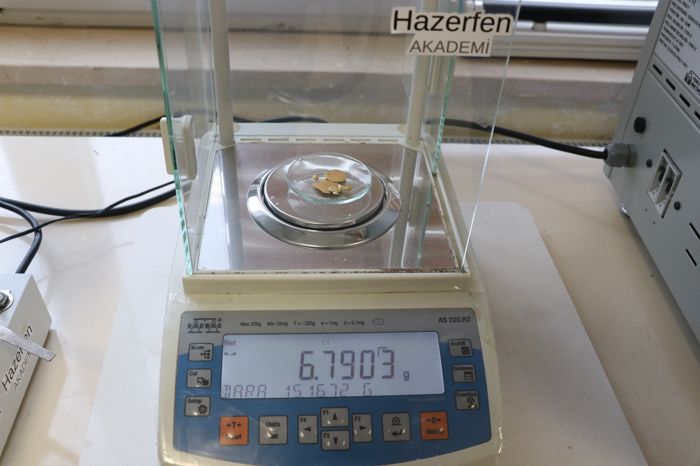 Gramı 9 bin lira olan maddeler çöpe atılıyor! Elektronik eşyalar ekonomiye kazandırılıyor! 3