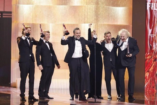 Avrupa Film Akademisi ödüllerine 'Hüzün Üçgeni' damga vurdu 2