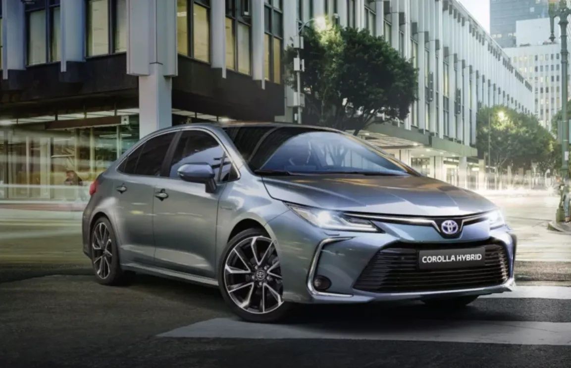 Toyota Tüm Fiyat Listelerini Güncelledi! Corolla, Hibrit, Cross Fiyatlarını Aşağıya Çekti 13