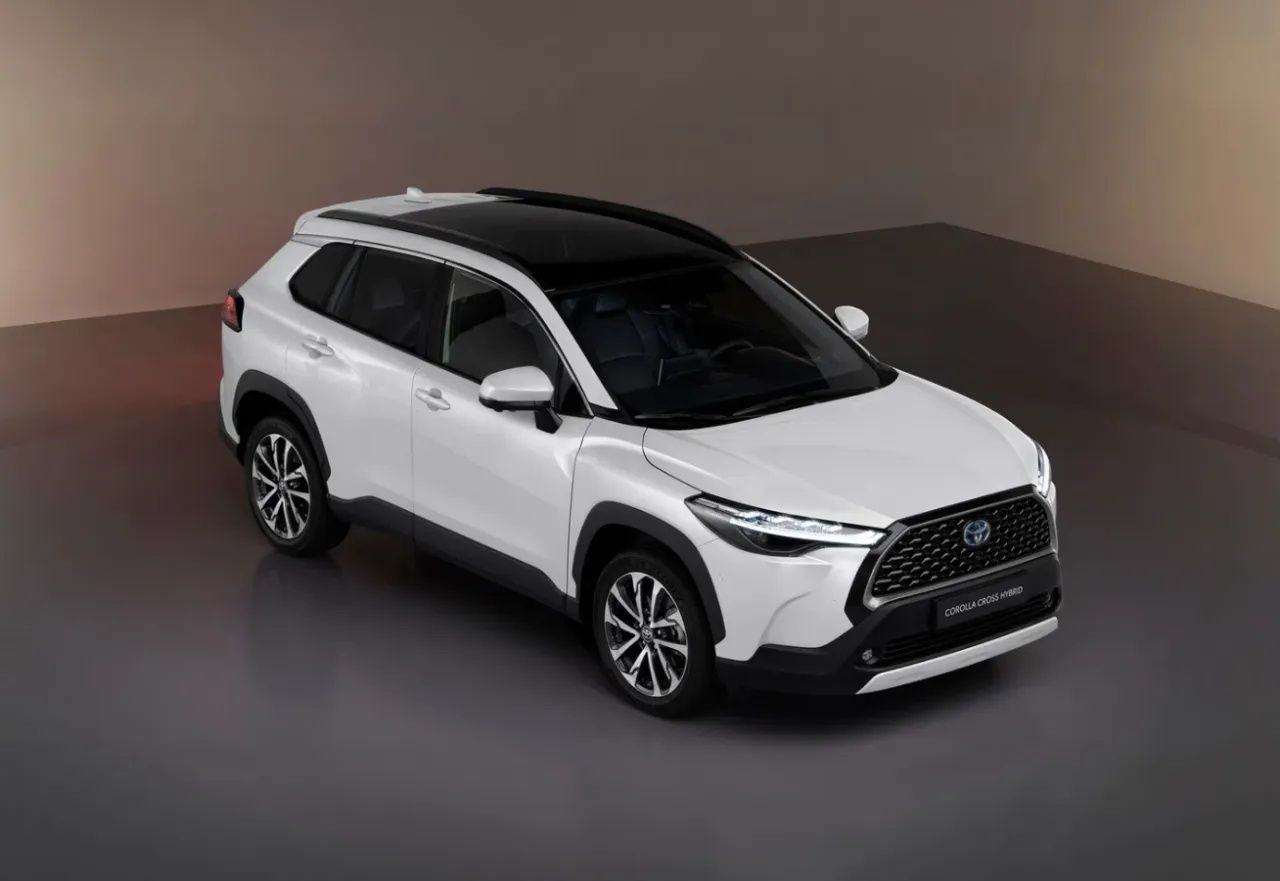 Toyota Tüm Fiyat Listelerini Güncelledi! Corolla, Hibrit, Cross Fiyatlarını Aşağıya Çekti 19