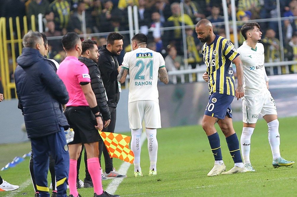 Fenerbahçe yeni golcünü buldu! Eski Galatasaraylı Kadıköy yolunda... 2
