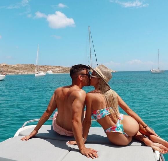 Arjantinli yıldızın sevgilisi, paylaşımlarıyla Instagram'ı salladı! 6