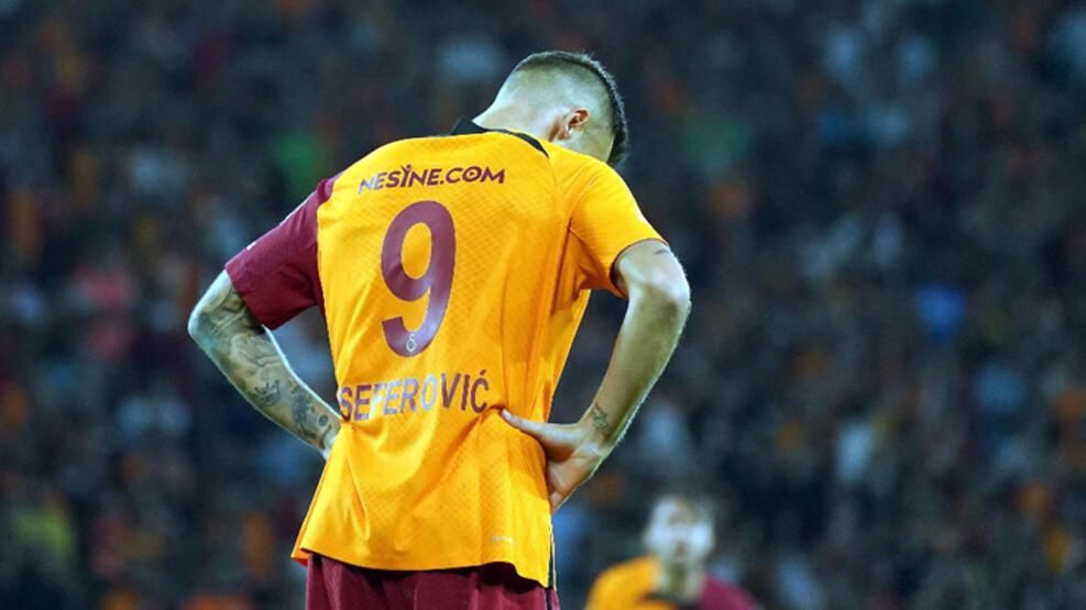 Galatasaray yönetimi forvet transferinde resti çekti! ''Bedavaya alırız'' 9