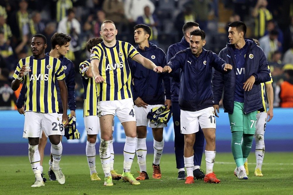 Fenerbahçe yayın gelirinde, Galatasaray tribünde zirvede 5