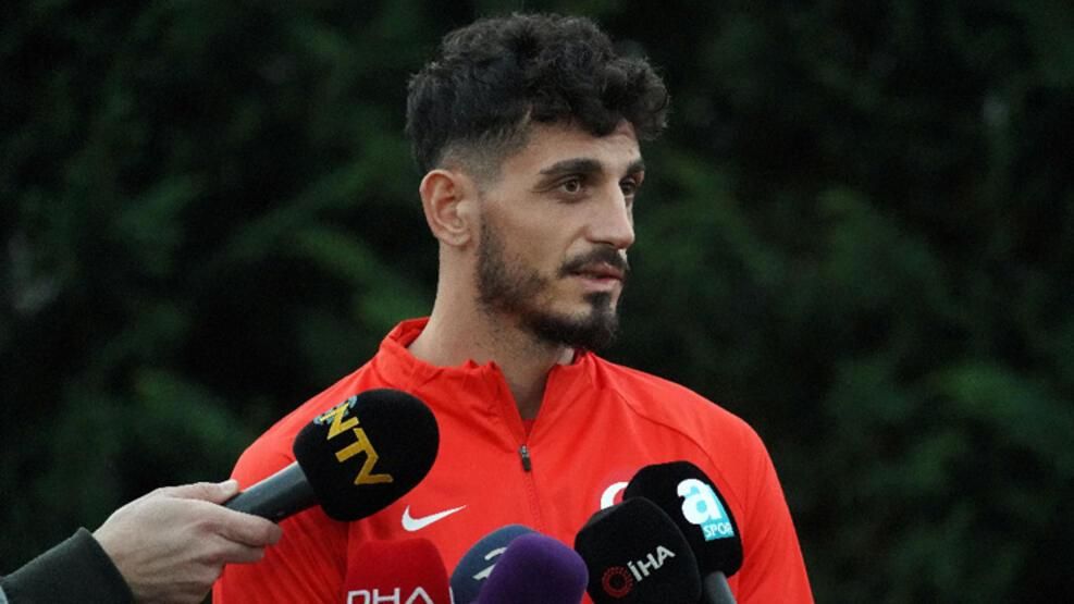 Fenerbahçe ezeli rakiplerden yıldızı kaptı! İşte oyuncunun bonservis bedeli... 6