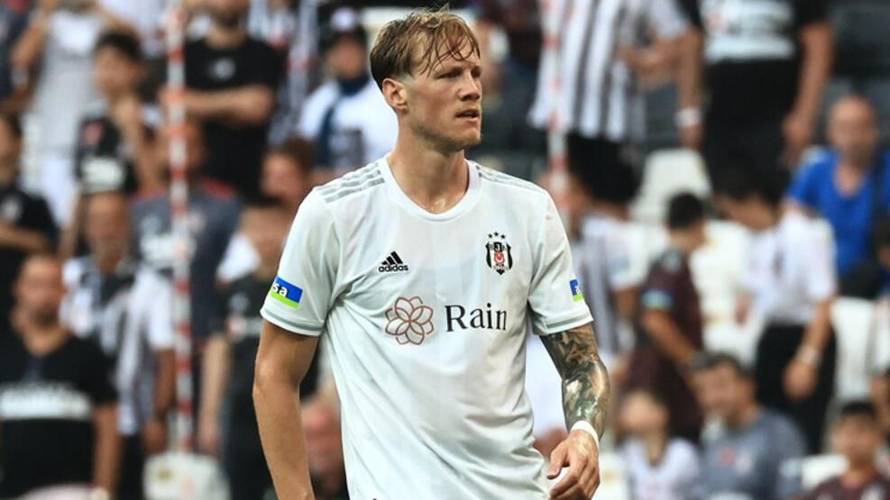 Beşiktaş'ta korkutan gelişme! Yıldız oyuncu takımı tarafından geri çağrılabilir... 4
