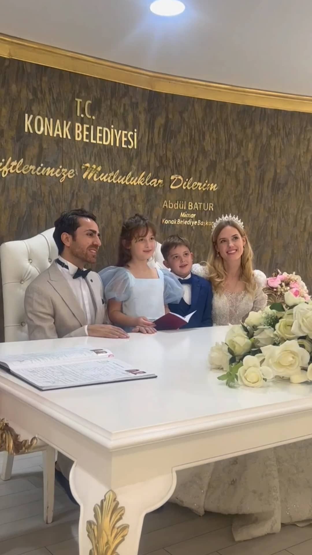Wilma Elles sürpriz nikahtan karelerini paylaştı 5