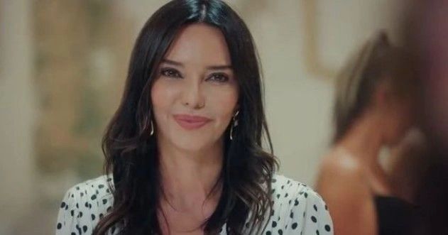 Hande Ataizi'nin Camdaki Kız'a Vedası Duygulandırdı 2