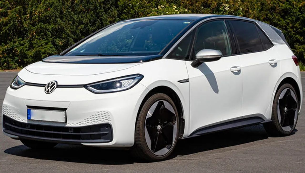 Avrupa'nın en çok satan elektrikli otomobilleri belli oldu! Zirve Tesla'nın 4