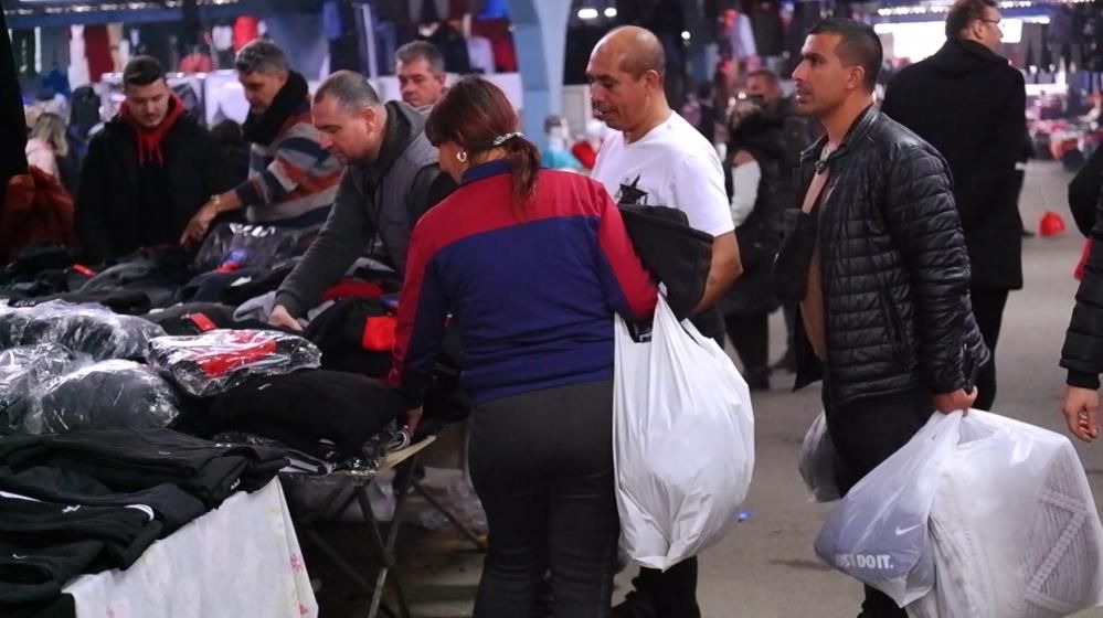 Oteller ve restoranlar doldu taştı! Binlerce Bulgaristan vatandaşı yılbaşı için Edirne'yi tercih etti 2