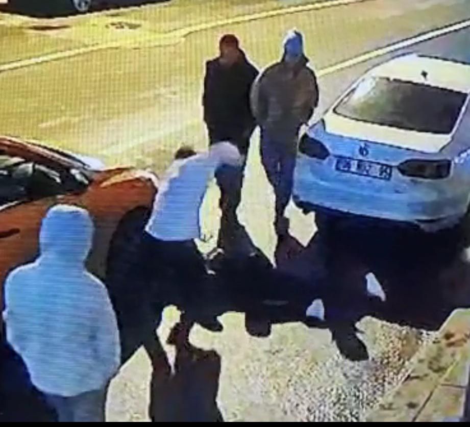 Ünlü isimler, Piiz'in davulcusu Mehmet Dudarık'ın uğradığı saldırıya sessiz kalmadı 11