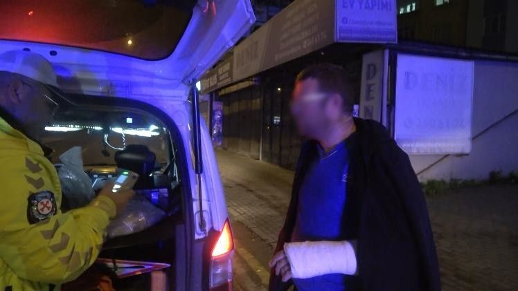 Kolunun kırık olmasına aldırış etmeyen alkollü sürücü direksiyon başına geçerek ortalığı birbirine kattı 5