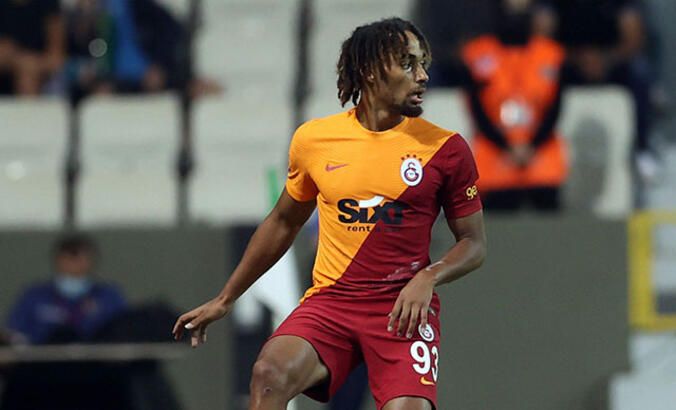 Galatasaray'da beklenmedik ayrılık 19