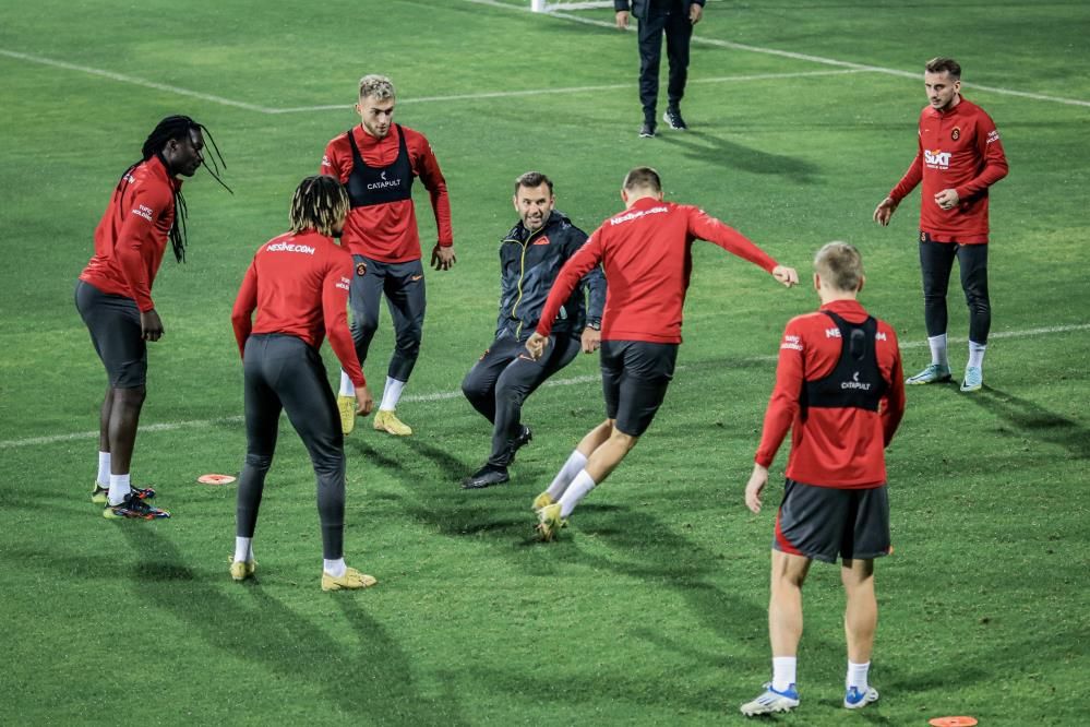 Galatasaray'da beklenmedik ayrılık 3