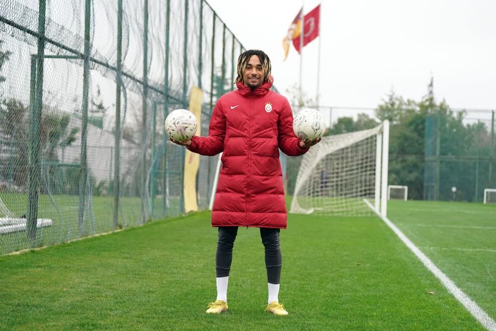 Galatasaray'da beklenmedik ayrılık 4