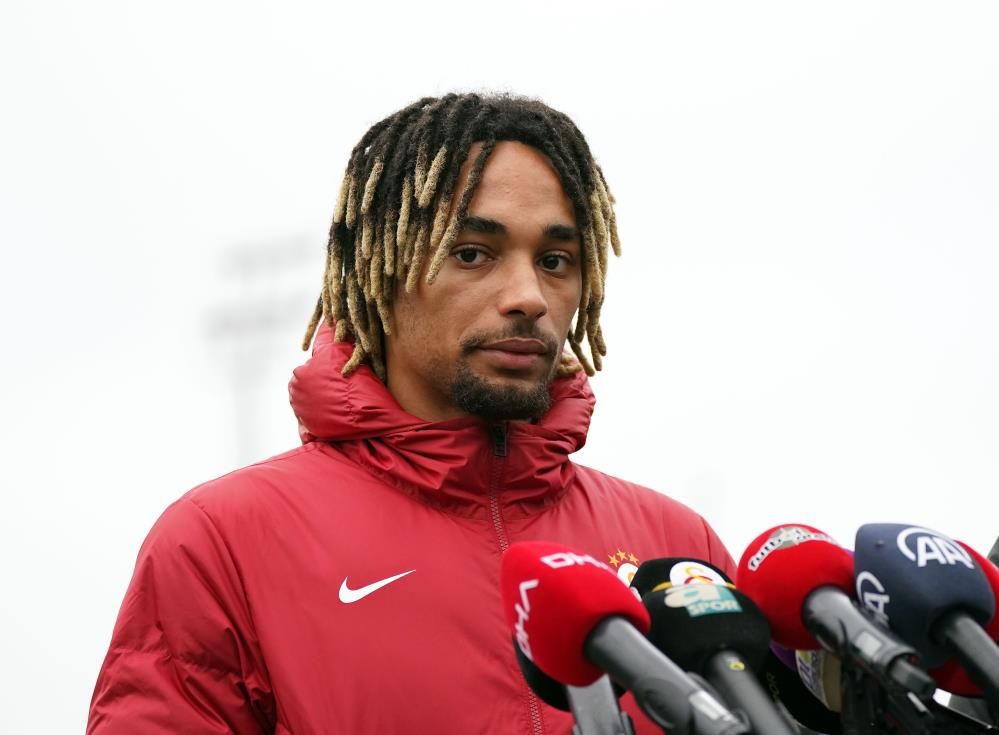 Galatasaray'da beklenmedik ayrılık 8