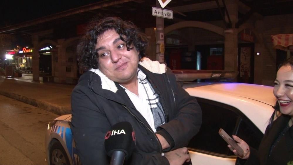 Kadıköy'de alkollü İnstagrammer muhabirleri şaşırttı: Aşko sana benden ekmek çıkmaz! 3