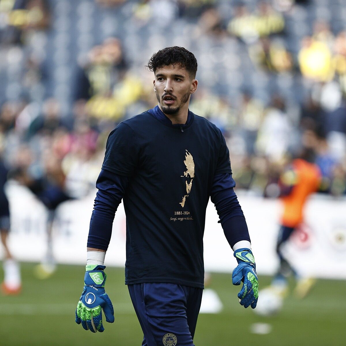 Fenerbahçe'de Altay Bayındır depremi! 15