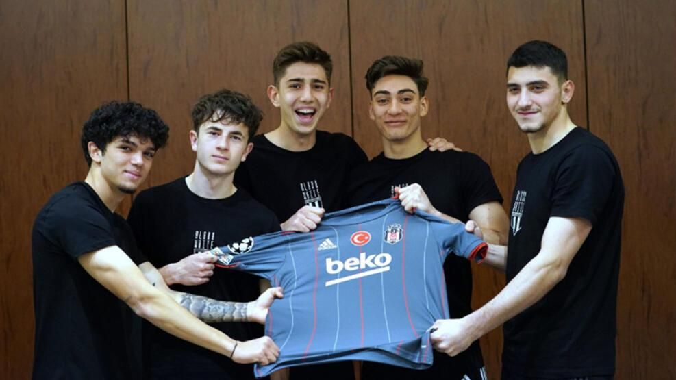 Beşiktaşlı oyuncuya büyük onur! O artık bir ''yıldız adayı'' 4