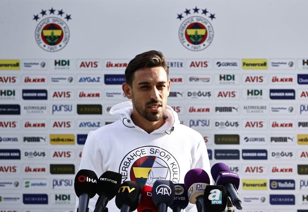 İrfan Can Kahveci'ye Kıvanç Tatlıtuğ göndermesi 1