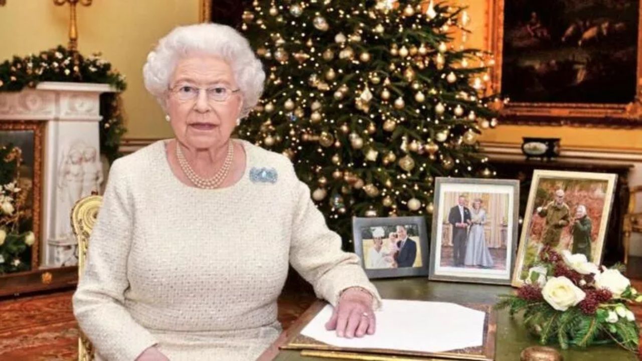 İngiltere Kraliçe Elizabeth'in olmadığı ilk Noel’i böyle geçirecek! İşte kimsenin bilmediği detaylar 7