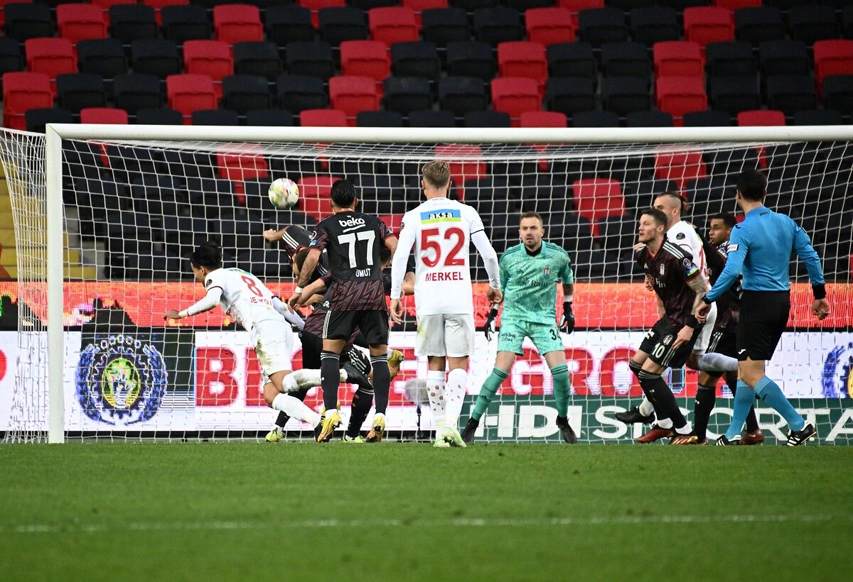 Beşiktaş maçındaki skandal karara tepki: Terbiyesizlik 2