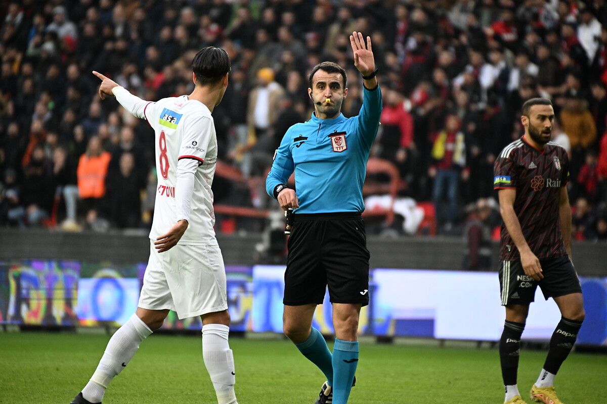 Gaziantep FK - Beşiktaş maçının hakemine büyük şok 3