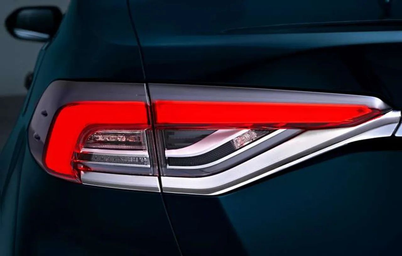 2023 Toyota Corolla Hibrit Ortaya Çıktı! Özellikleri Fark Yaratıyor 5