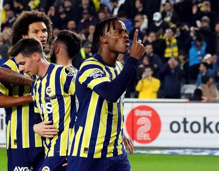 62 yıl sonra gelen ilk! Jorge Jesus'un Fenerbahçe'si rekorları tarumar etti 9