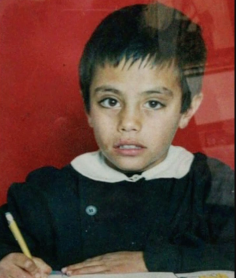 Nusret Gökçe'nin hiç görülmemiş kareleri ortaya çıktı! İşte çocukluk ve gençlik hali 10