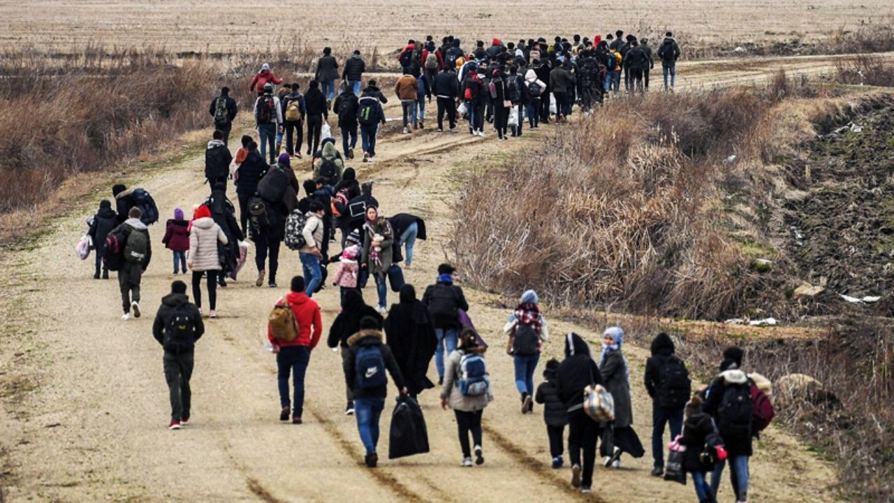 2021 yılında Türkiye’de en fazla göç alan iller belli oldu! En fazla göç nedeni eğitim oldu 1