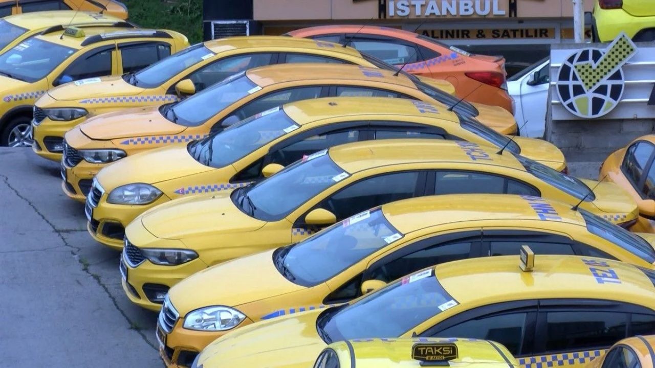 İstanbul'da ulaşım zammının ardından, taksi plakalarına da zam geldi 7