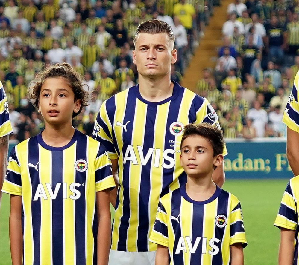 Fenerbahçe'de üzen karar 2