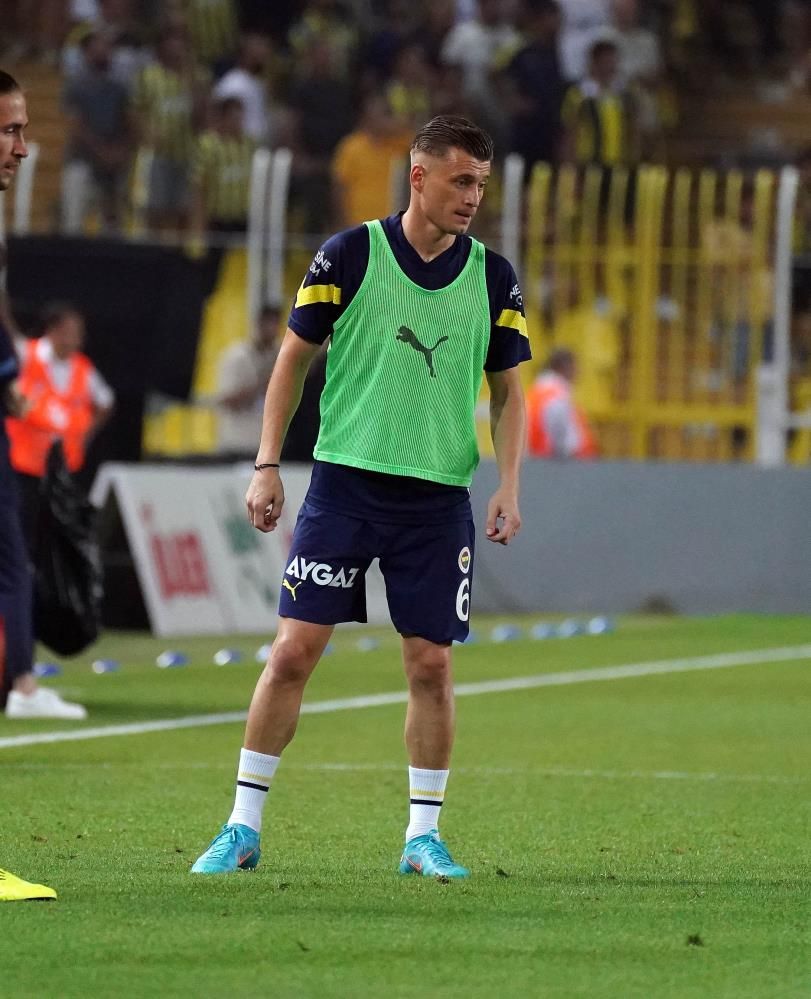 Fenerbahçe'de üzen karar 8