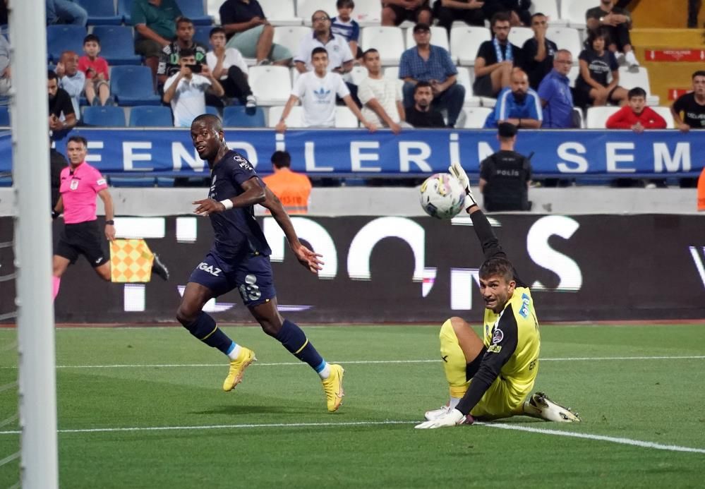 Enner Valencia sürprizi 11